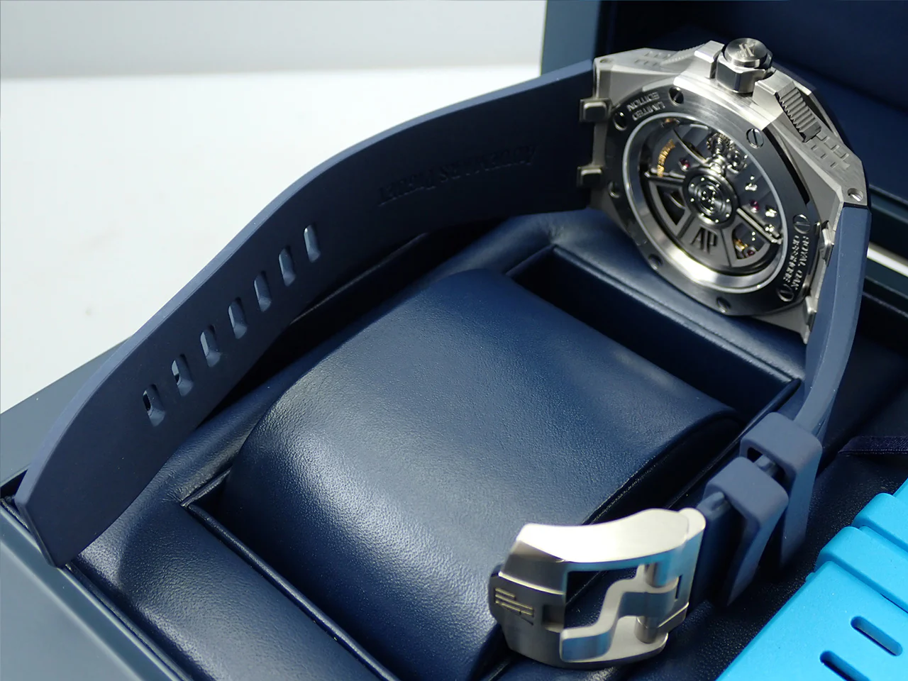 オーデマピゲ ロイヤルオーク オフショア ミュージックエディション Ref.15600TI.OO.A343CA.01 チタン ブルー文字盤 - Image 6