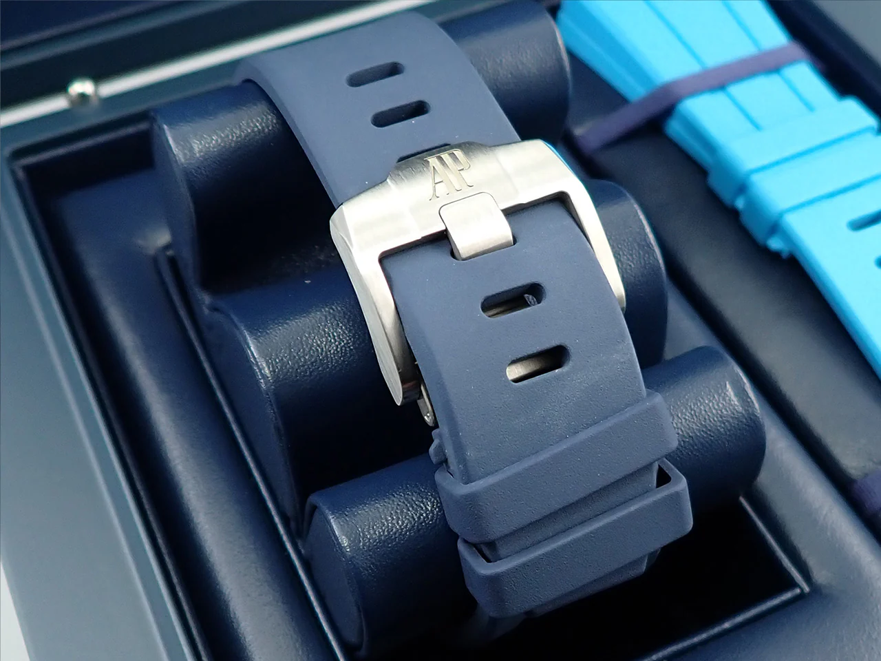 オーデマピゲ ロイヤルオーク オフショア ミュージックエディション Ref.15600TI.OO.A343CA.01 チタン ブルー文字盤 - Image 7