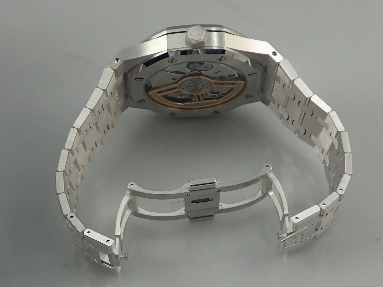 オーデマピゲ ロイヤルオーク Ref.15503BC.OO.1220BC.01 ホワイトゴールド ブルー文字盤 - Image 6