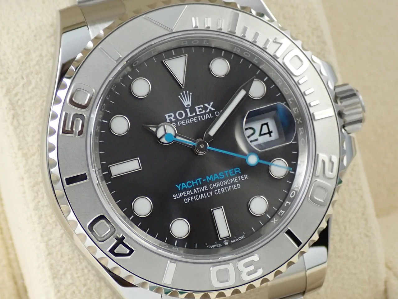 ロレックス ヨットマスター40 Ref.126622 ステンレススチール/プラチナ スレート文字盤 - Image 3