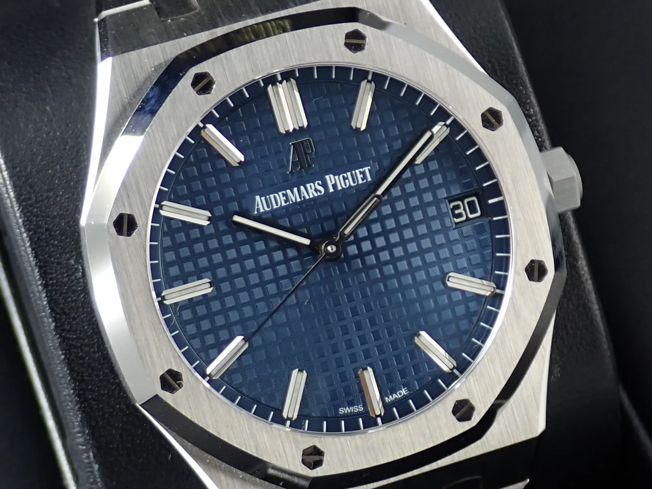 オーデマピゲ ロイヤルオーク Ref.15500ST.OO.1220ST.01 ステンレススチール ブルー文字盤 - Image 3