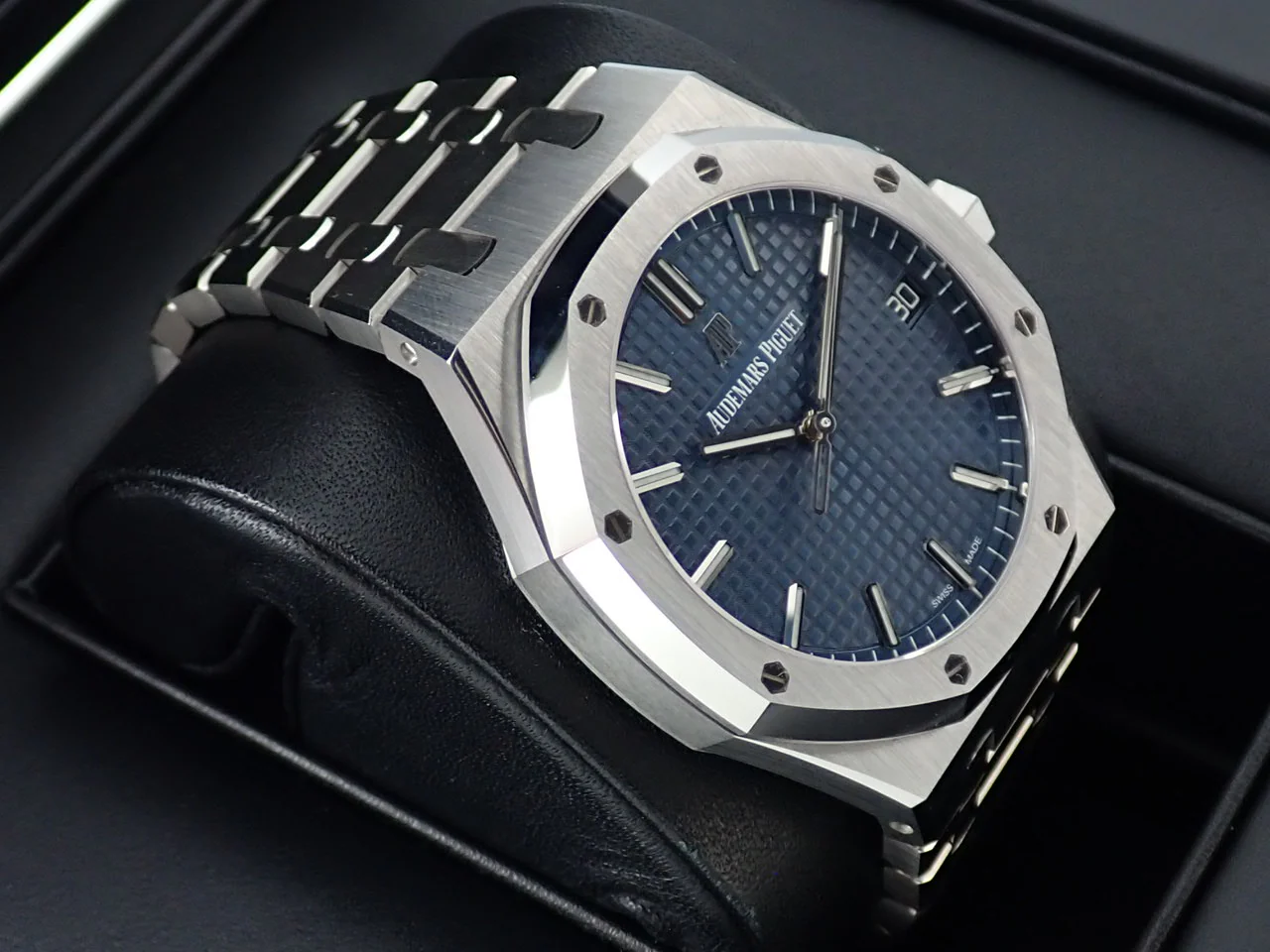 オーデマピゲ ロイヤルオーク Ref.15500ST.OO.1220ST.01 ステンレススチール ブルー文字盤 - Image 4