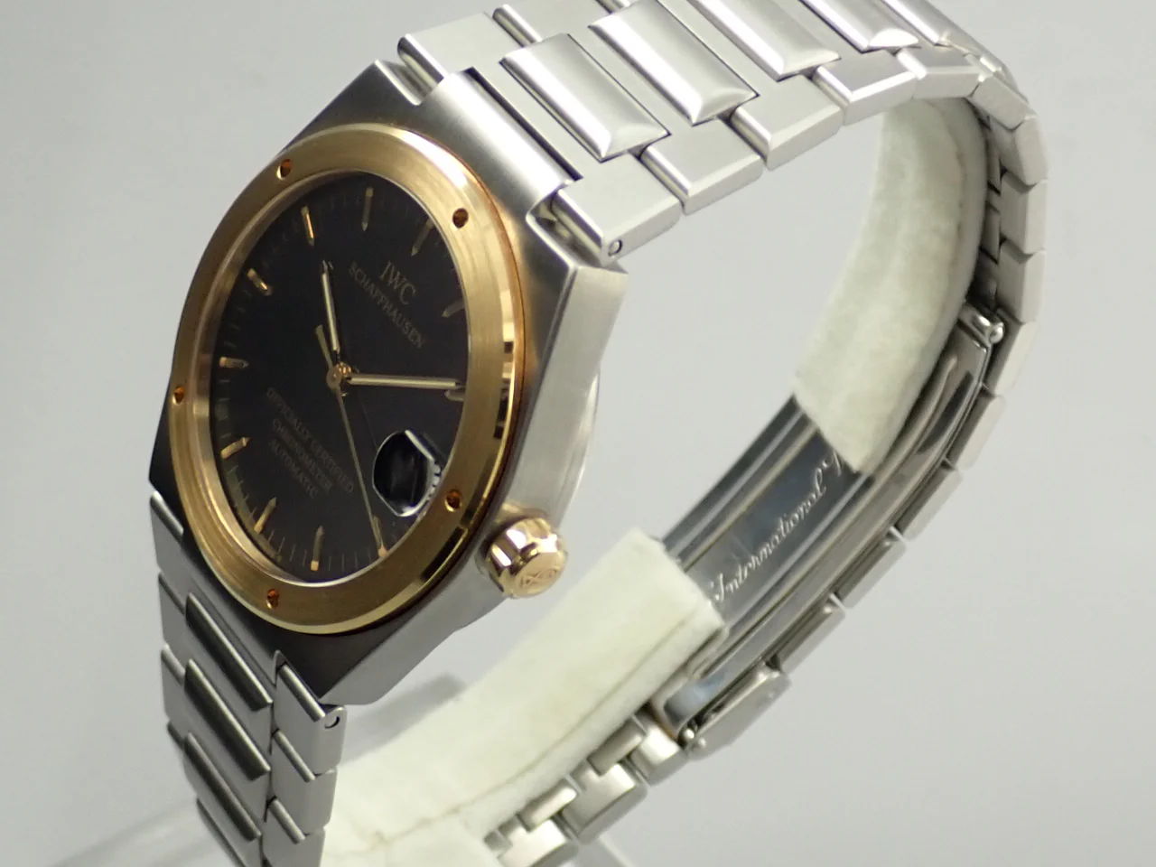 IWC インヂュニア Ref.3521 ブラック文字盤 極美品 T41YA6F8 - Image 4