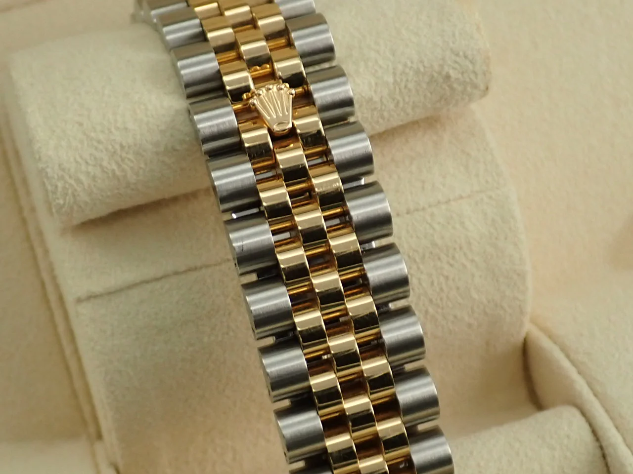 ロレックス デイトジャスト36 Ref.116233 ステンレススチール/イエローゴールド ブラックシェルx10Pダイヤ文字盤 ジュビリーブレスレット - Image 7