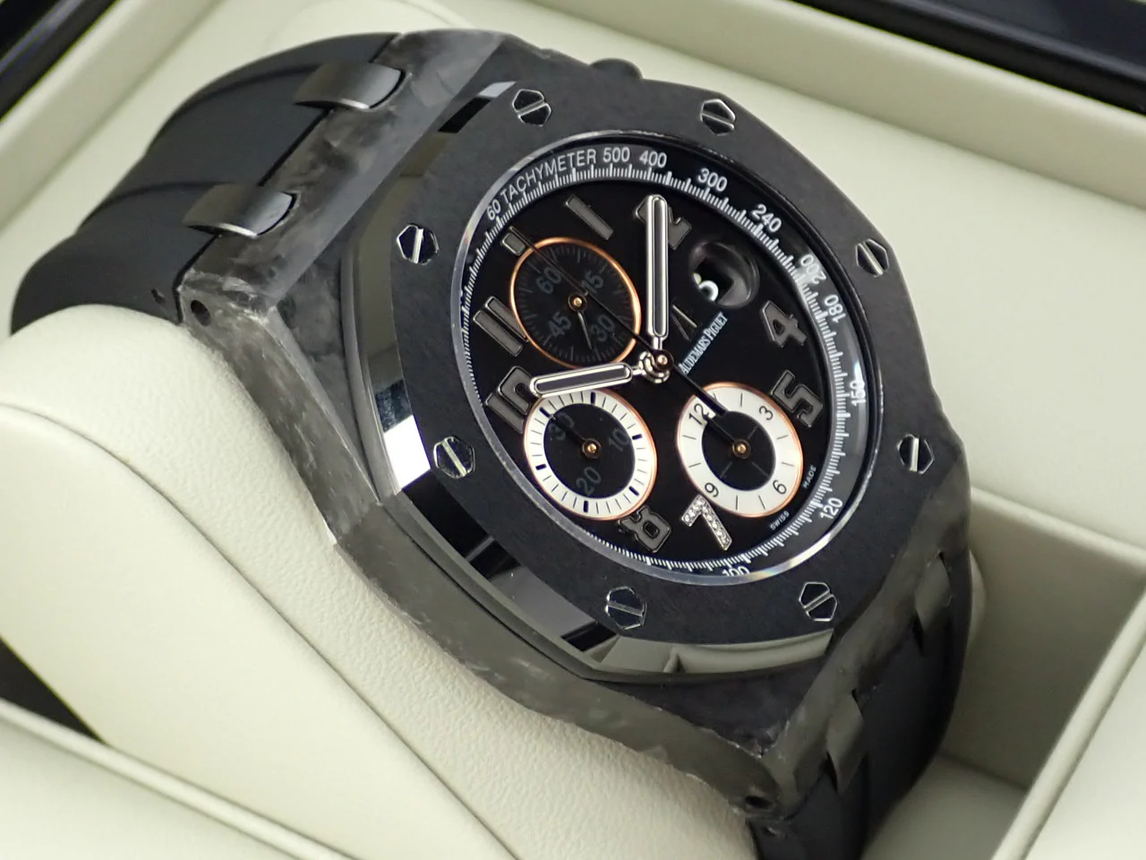 オーデマピゲ ロイヤルオーク オフショア GINZA7 Ref.26205AU.OO.D002CR.01 カーボン ブラック文字盤 - Image 4