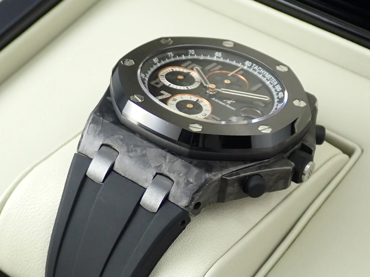 オーデマピゲ ロイヤルオーク オフショア GINZA7 Ref.26205AU.OO.D002CR.01 カーボン ブラック文字盤 - Image 6