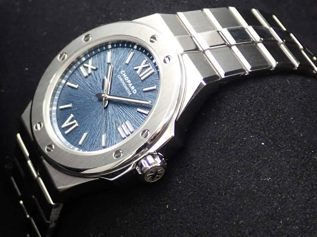 ショパール アルパインイーグル36 Ref.298601-3001 ブルー文字盤 中古 T86ZUZ4J - Image 4