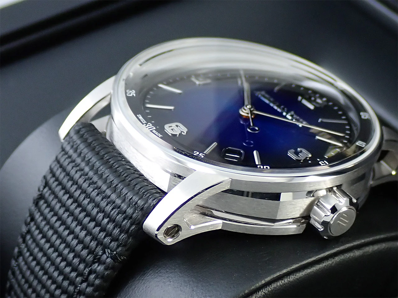 オーデマピゲ CODE 11.59 バイ オーデマ ピゲ Ref.15210BC.OO.A002KB.01 ホワイトゴールド スモークブルーラッカー文字盤 - Image 6