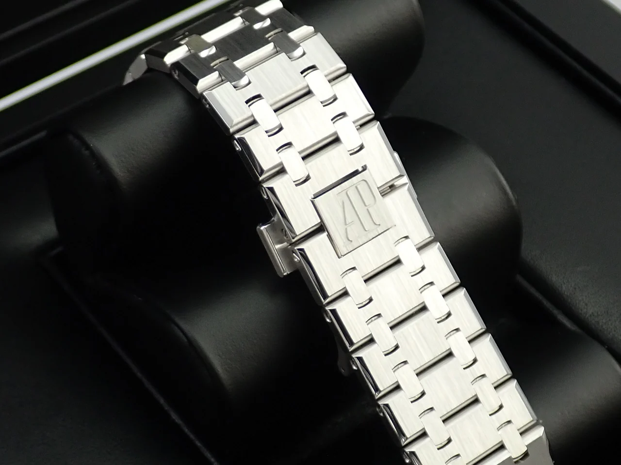 オーデマピゲ ロイヤルオーク クロノグラフ Ref.26239BC.OO.1220BC.01 ホワイトゴールド ブルー文字盤 - Image 7