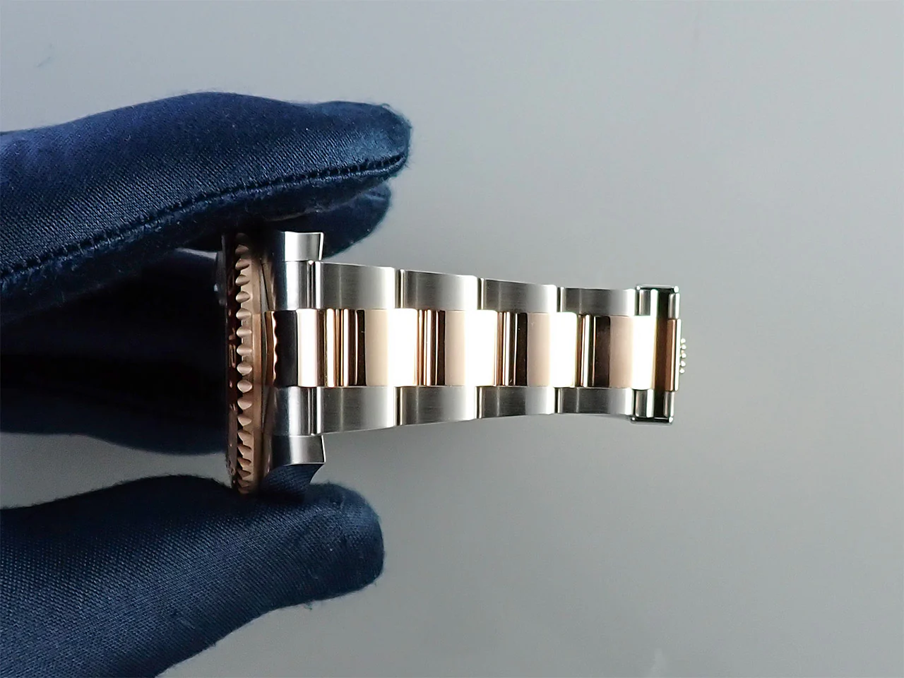 ロレックス GMTマスターII Ref.126711CHNR ステンレススチール/エバーローズゴールド ブラック文字盤 オイスターブレスレット オイスターブレスレット - Image 9