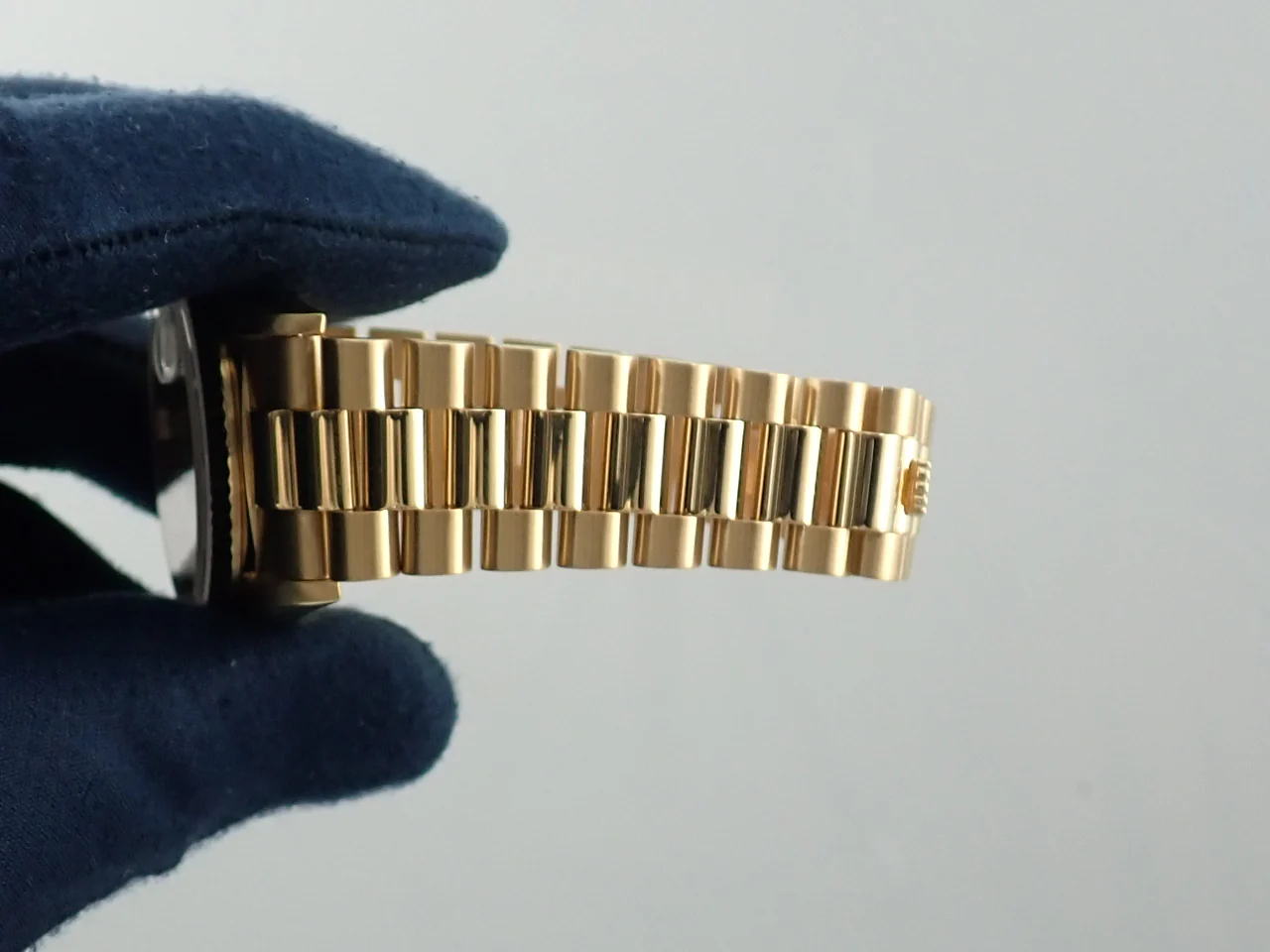 ロレックス デイデイト36 Ref.18238 イエローゴールド オニキス文字盤 - Image 9