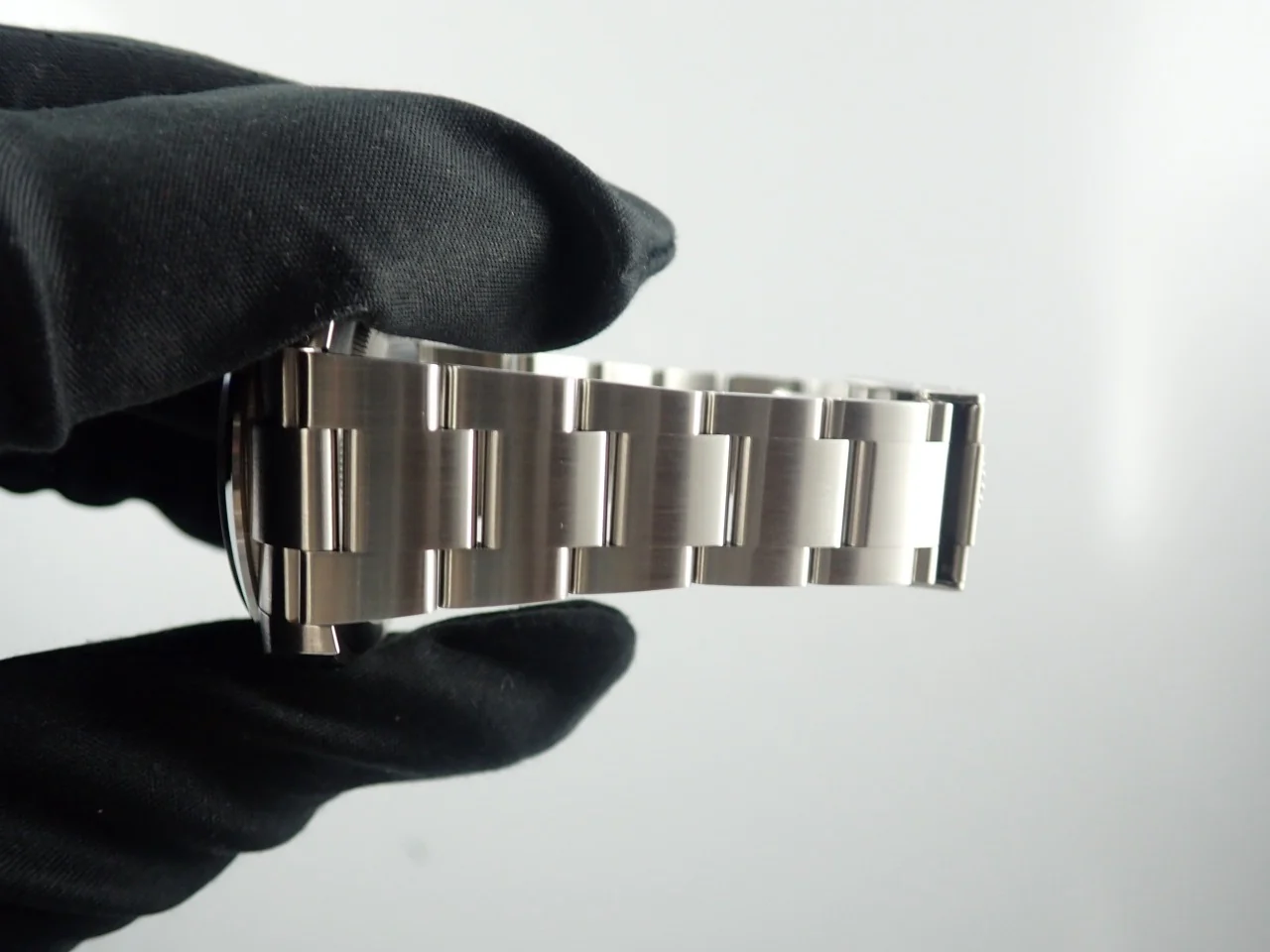 ロレックス エクスプローラーI 鏡面ブラックアウト Ref.214270 ステンレススチール ブラック文字盤 - Image 9