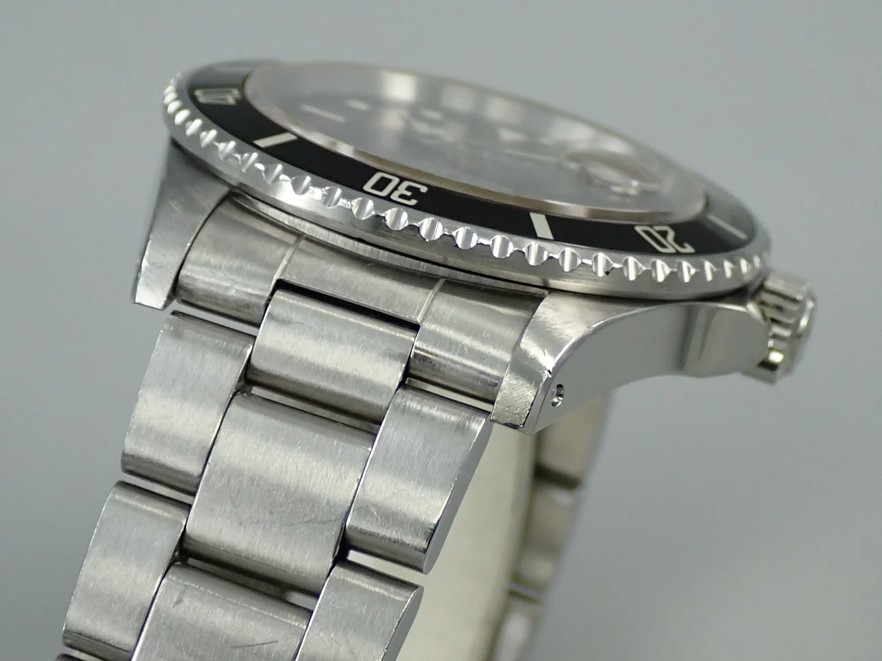 ロレックス サブマリーナー デイト Ref.168000 ステンレススチール ブラック文字盤 - Image 6