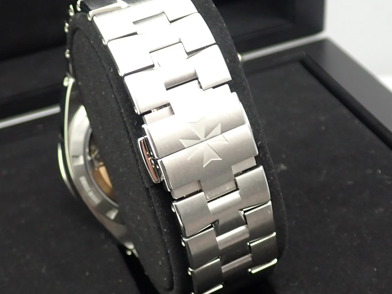 ヴァシュロンコンスタンタン オーヴァーシーズ Ref.4500V/110A-B126 シルバー文字盤 極美品 UL473886 - Image 7