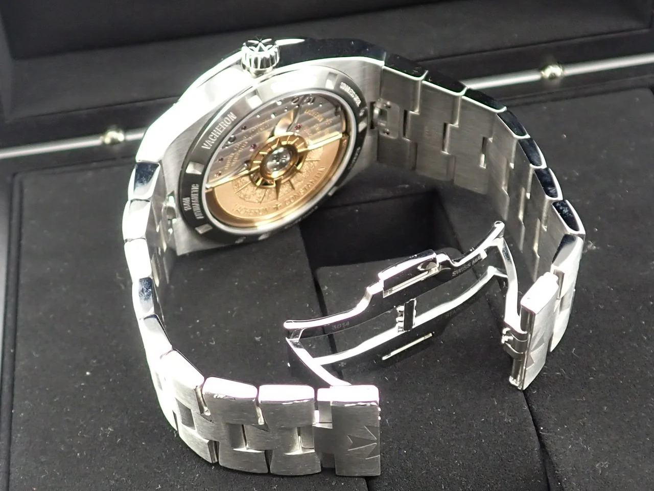 ヴァシュロンコンスタンタン オーヴァーシーズ Ref.4500V/110A-B126 シルバー文字盤 極美品 UL473886 - Image 8