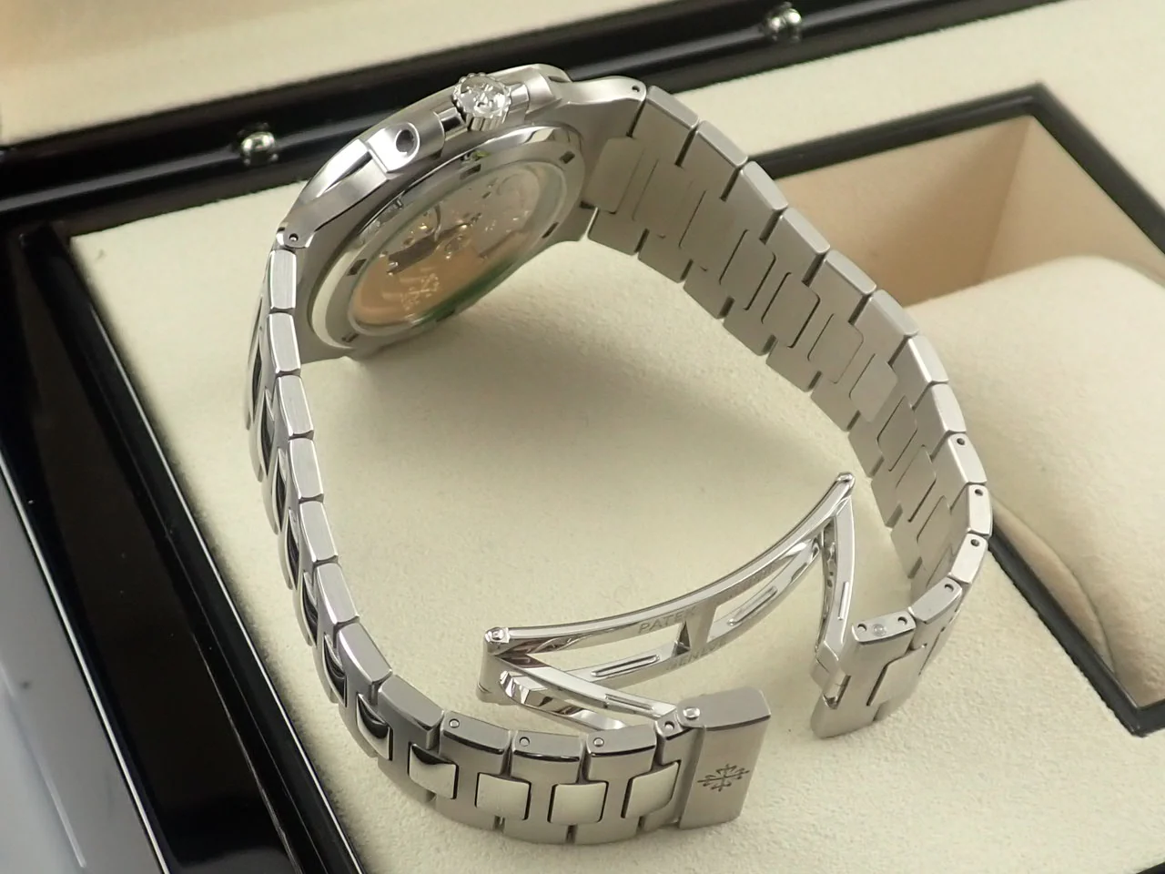 パテックフィリップ ノーチラス Ref.5711/1A-011 ステンレススチール ホワイト文字盤 - Image 8