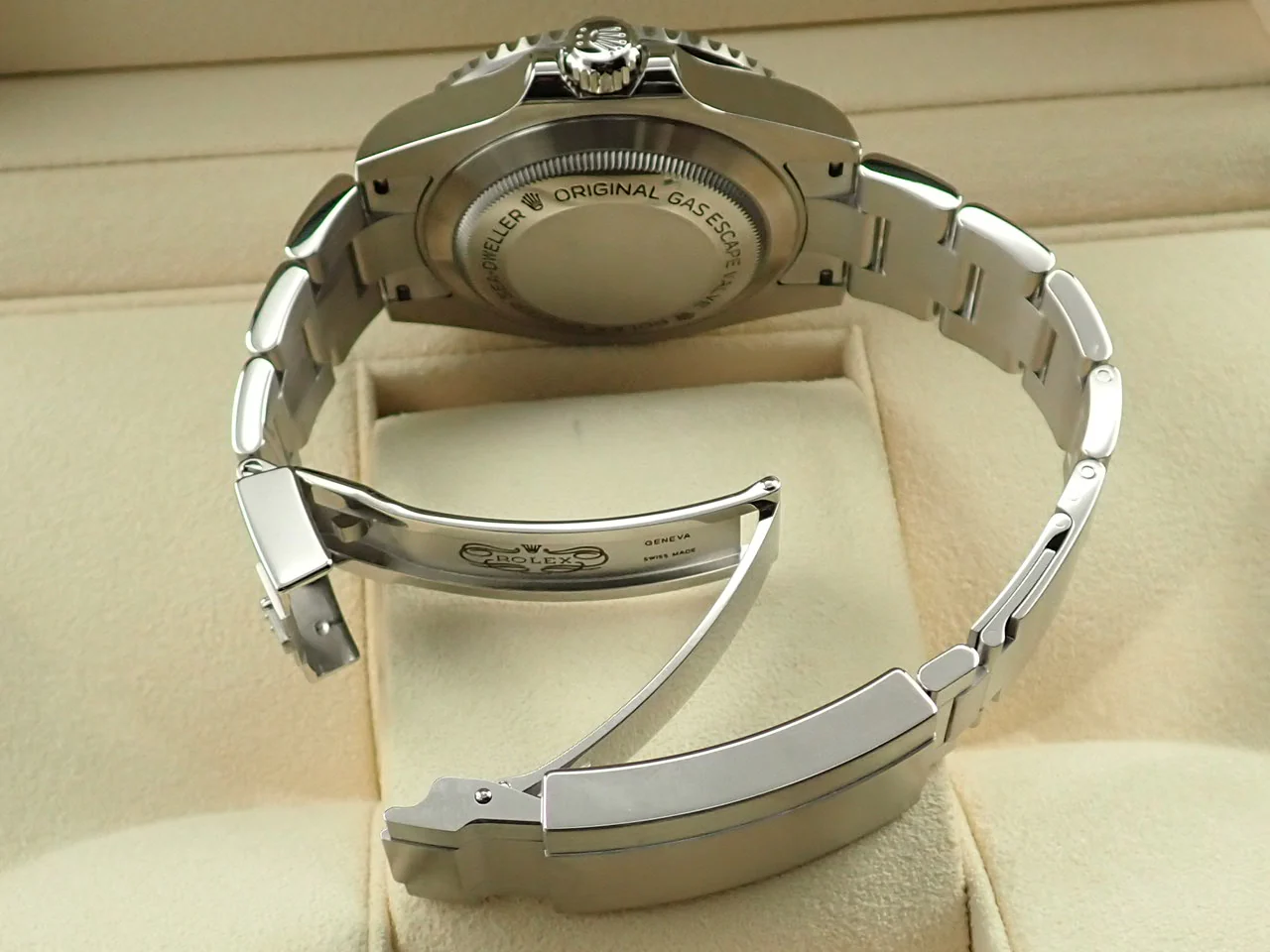 ロレックス シードゥエラー 4000 Ref.116600 ステンレススチール ブラック文字盤 - Image 8