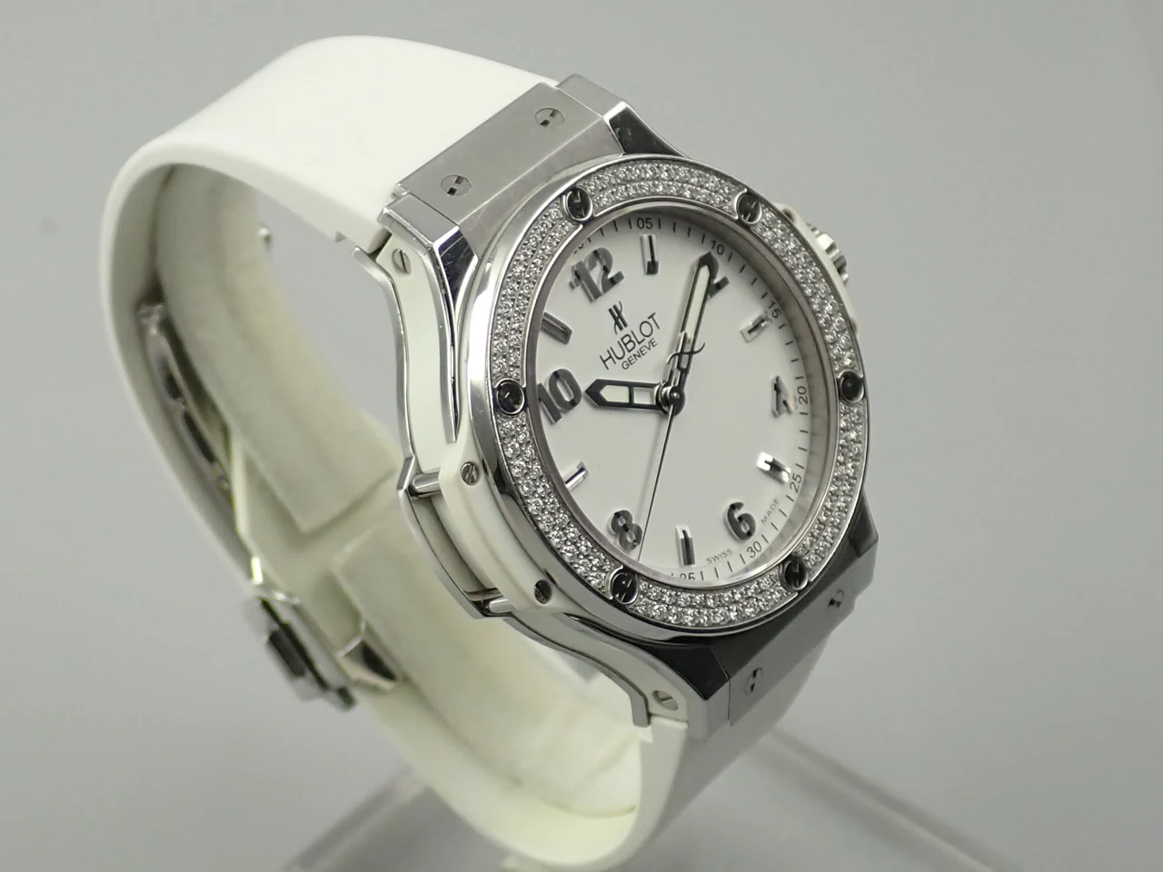 ウブロ ビッグバン スチールダイヤモンド Ref.361.SE.2010.RW.1104 ホワイト文字盤 中古 V5286180 - Image 5