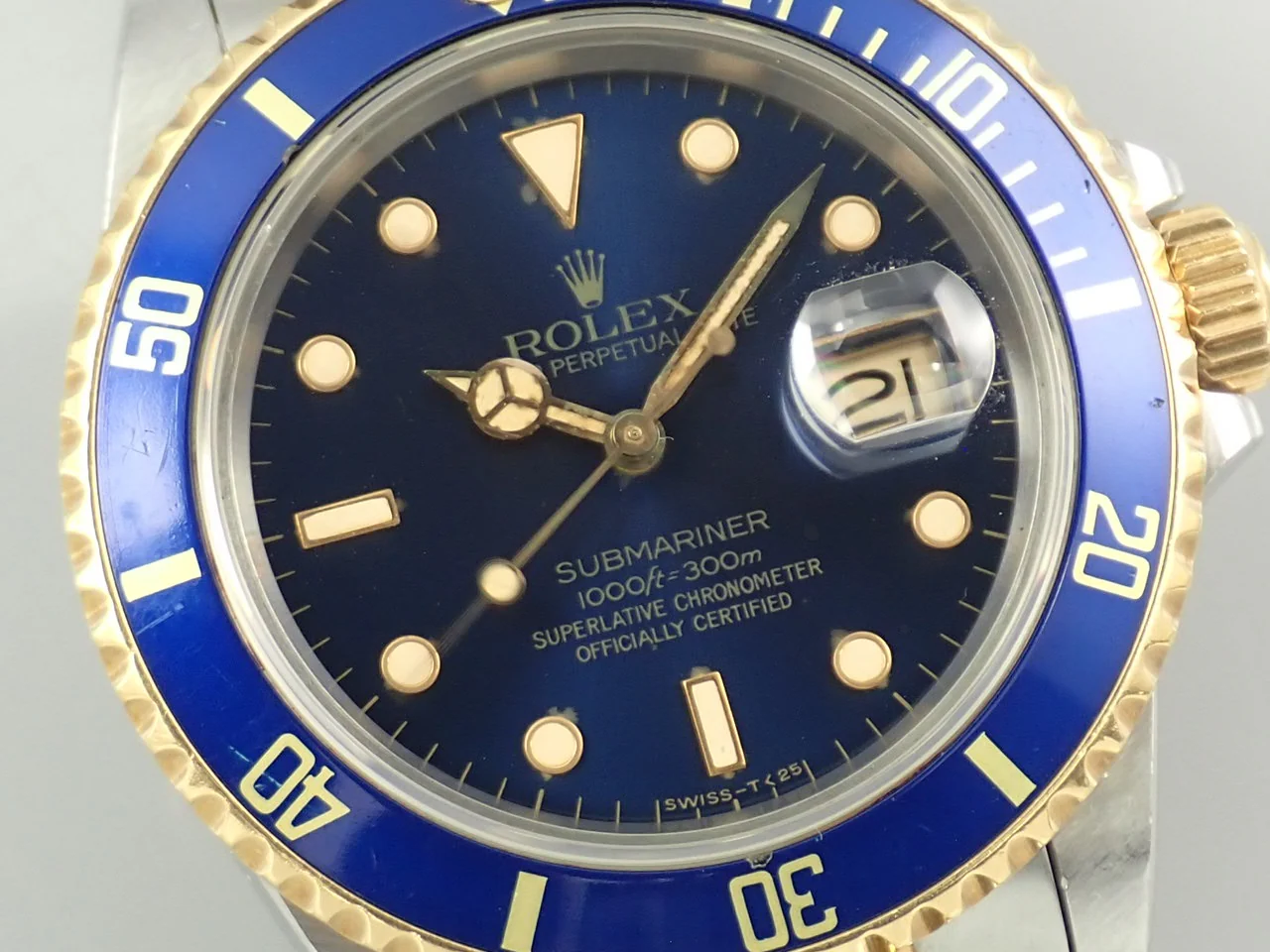 ロレックス サブマリーナー デイト Ref.16803 ステンレススチール/イエローゴールド ブルー文字盤 - Image 3
