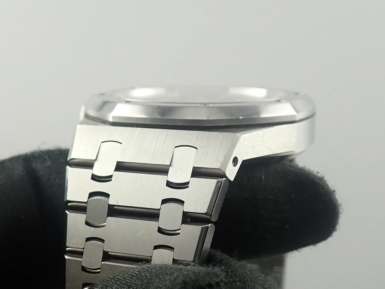 オーデマピゲ ロイヤルオーク Ref.15400ST.OO.1220ST.03 ステンレススチール ブルー文字盤 - Image 7