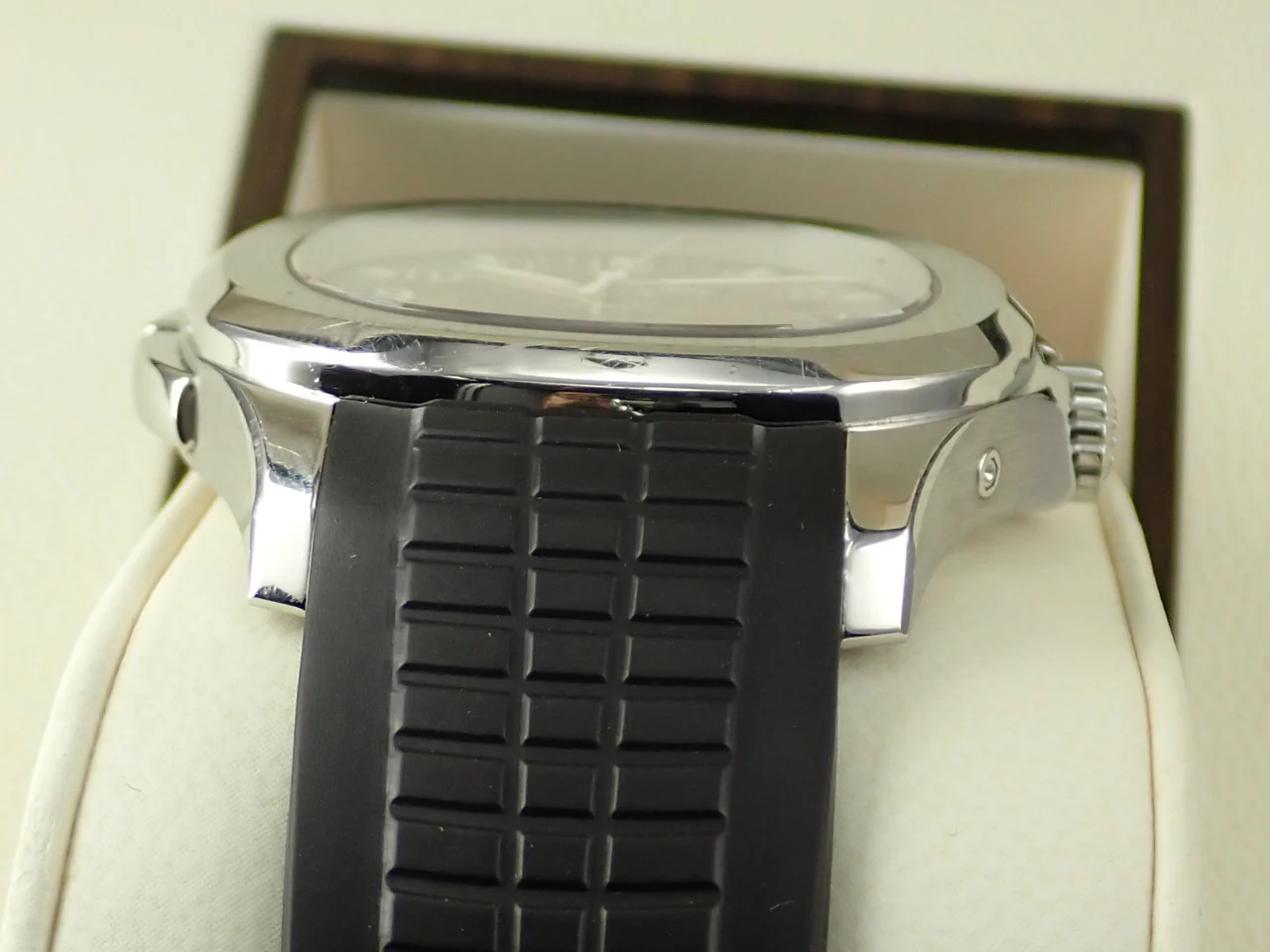 パテックフィリップ アクアノート トラベルタイム Ref.5164A-001 ステンレススチール ブラック文字盤 - Image 6