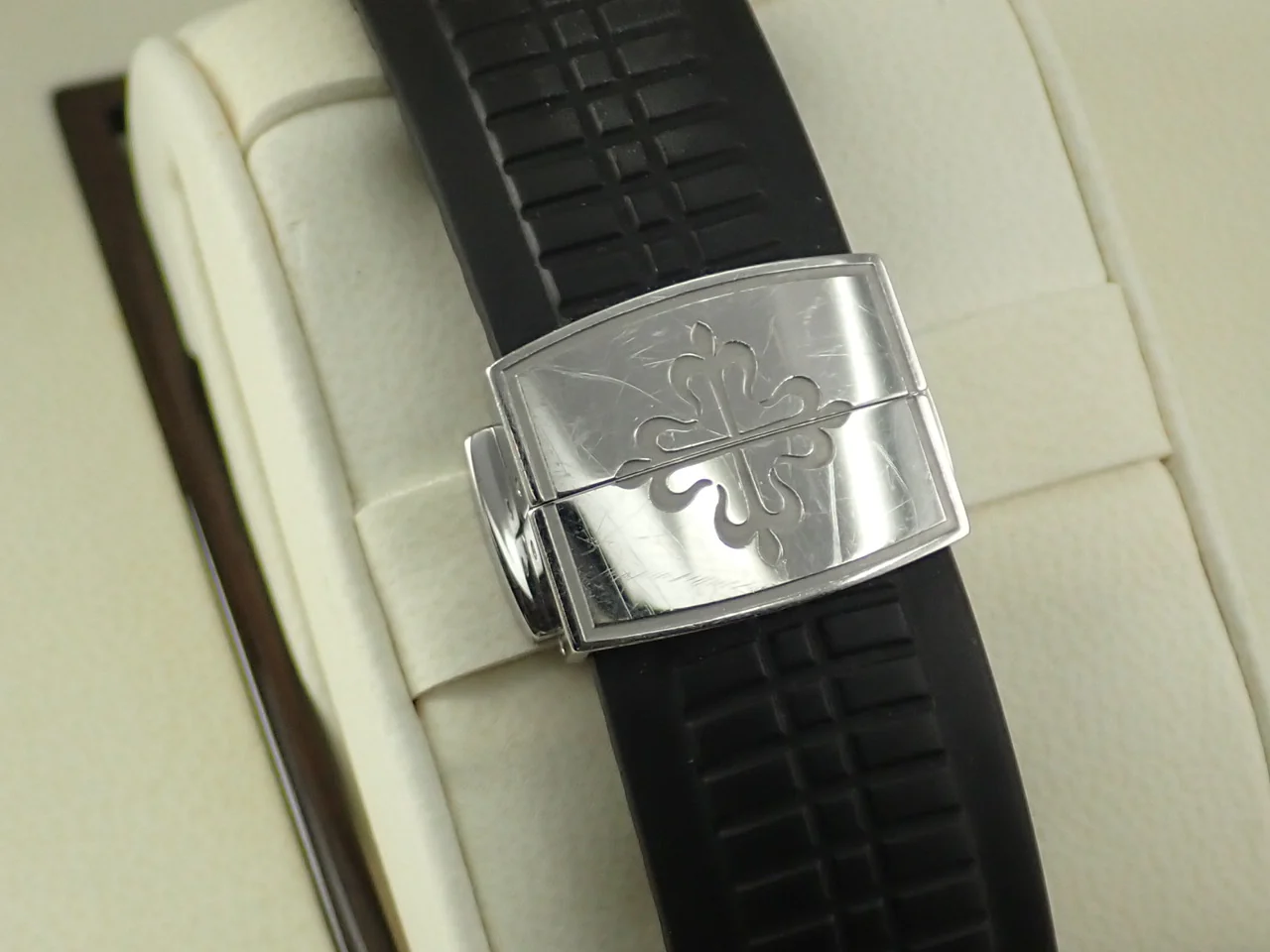 パテックフィリップ アクアノート トラベルタイム Ref.5164A-001 ステンレススチール ブラック文字盤 - Image 7