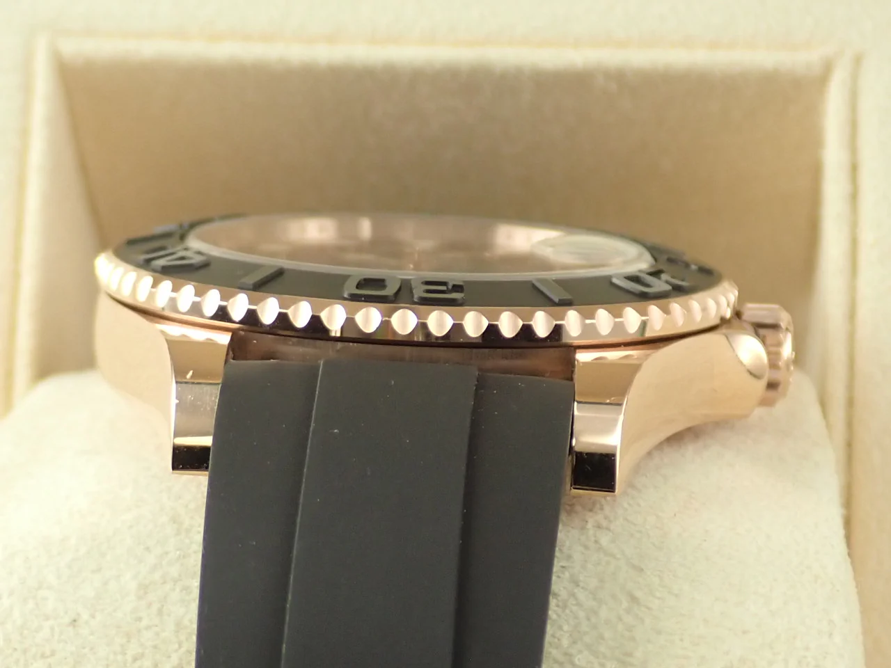 ロレックス ヨットマスター37 Ref.268655 エバーローズゴールド ブラック文字盤 - Image 6