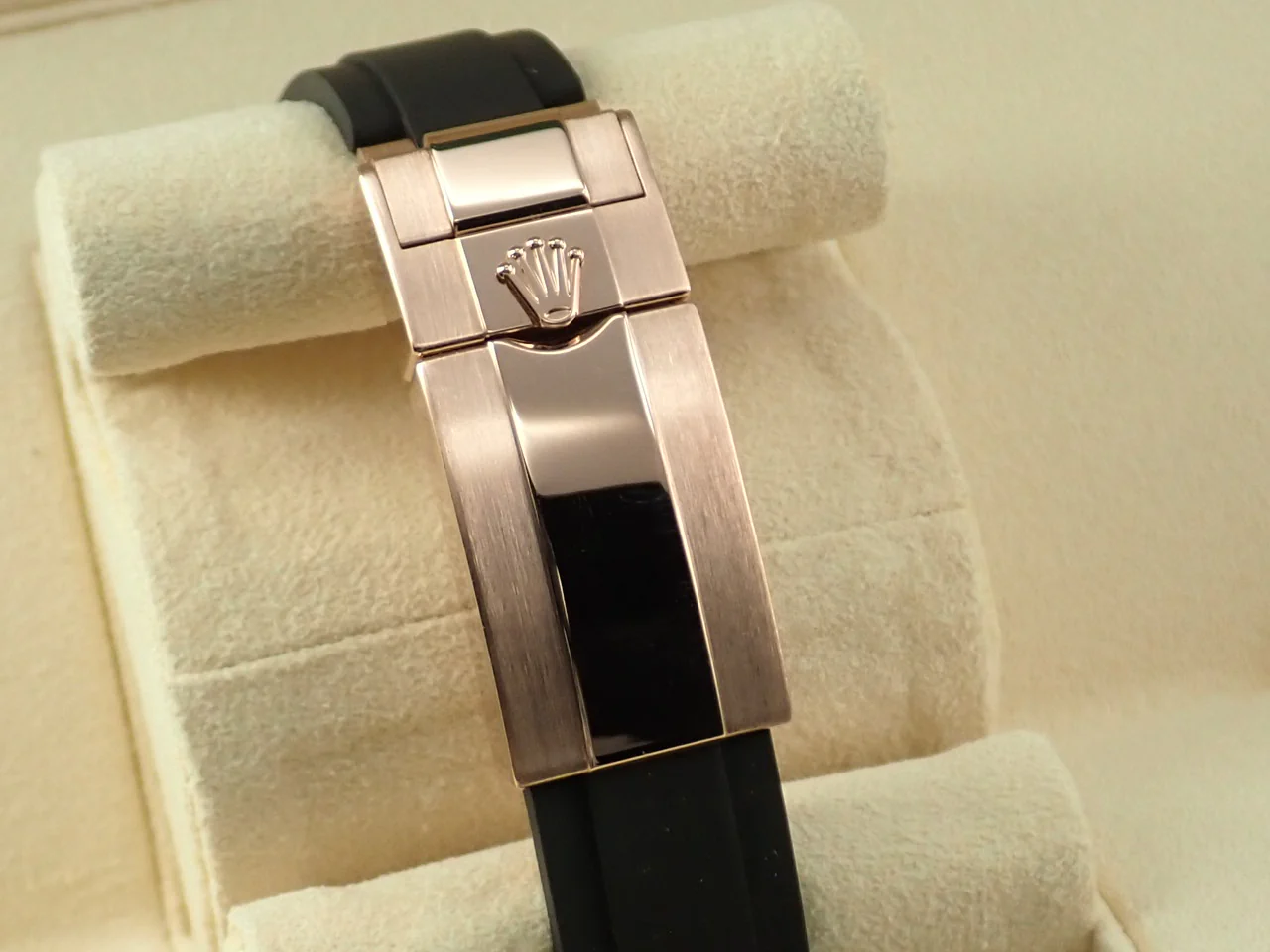 ロレックス ヨットマスター37 Ref.268655 エバーローズゴールド ブラック文字盤 - Image 7