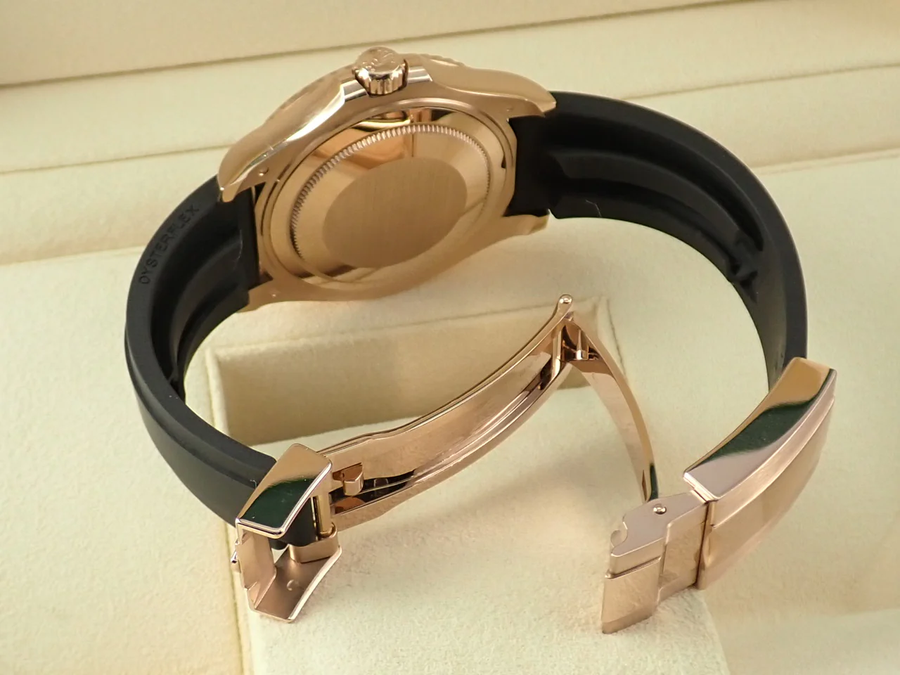 ロレックス ヨットマスター37 Ref.268655 エバーローズゴールド ブラック文字盤 - Image 8