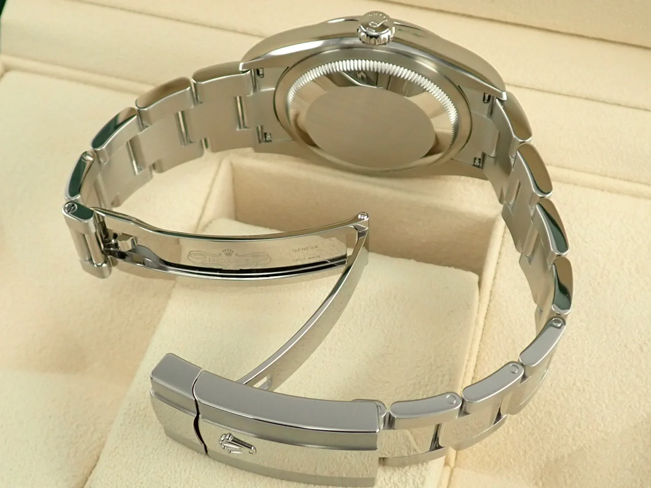 ロレックス デイトジャスト36 Ref.126200 ステンレススチール ブライトブルー文字盤 オイスターブレスレット 中古 X8696252 - Image 7