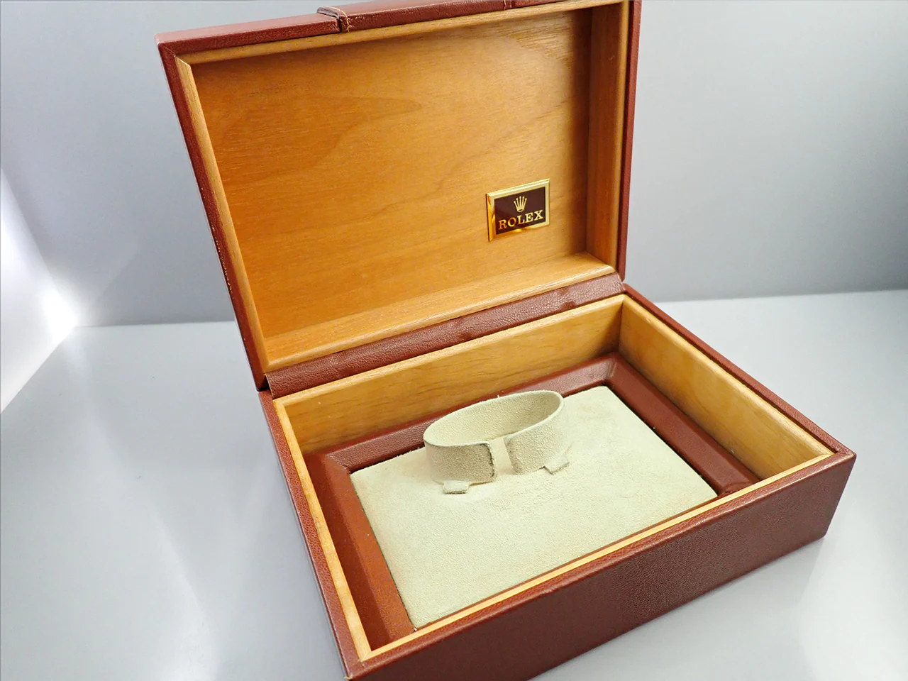 ロレックス デイデイト36 Ref.18038 イエローゴールド ブラック文字盤 - Image 10