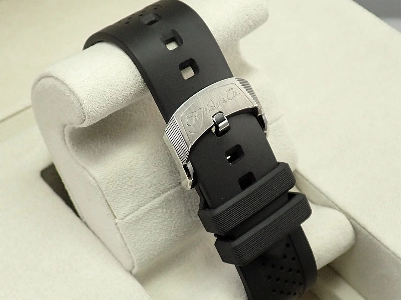 H.モーザー パイオニアセンターセコンド Ref.3200-1202 コズミックグリーン文字盤 中古 XK8H2T95 - Image 7