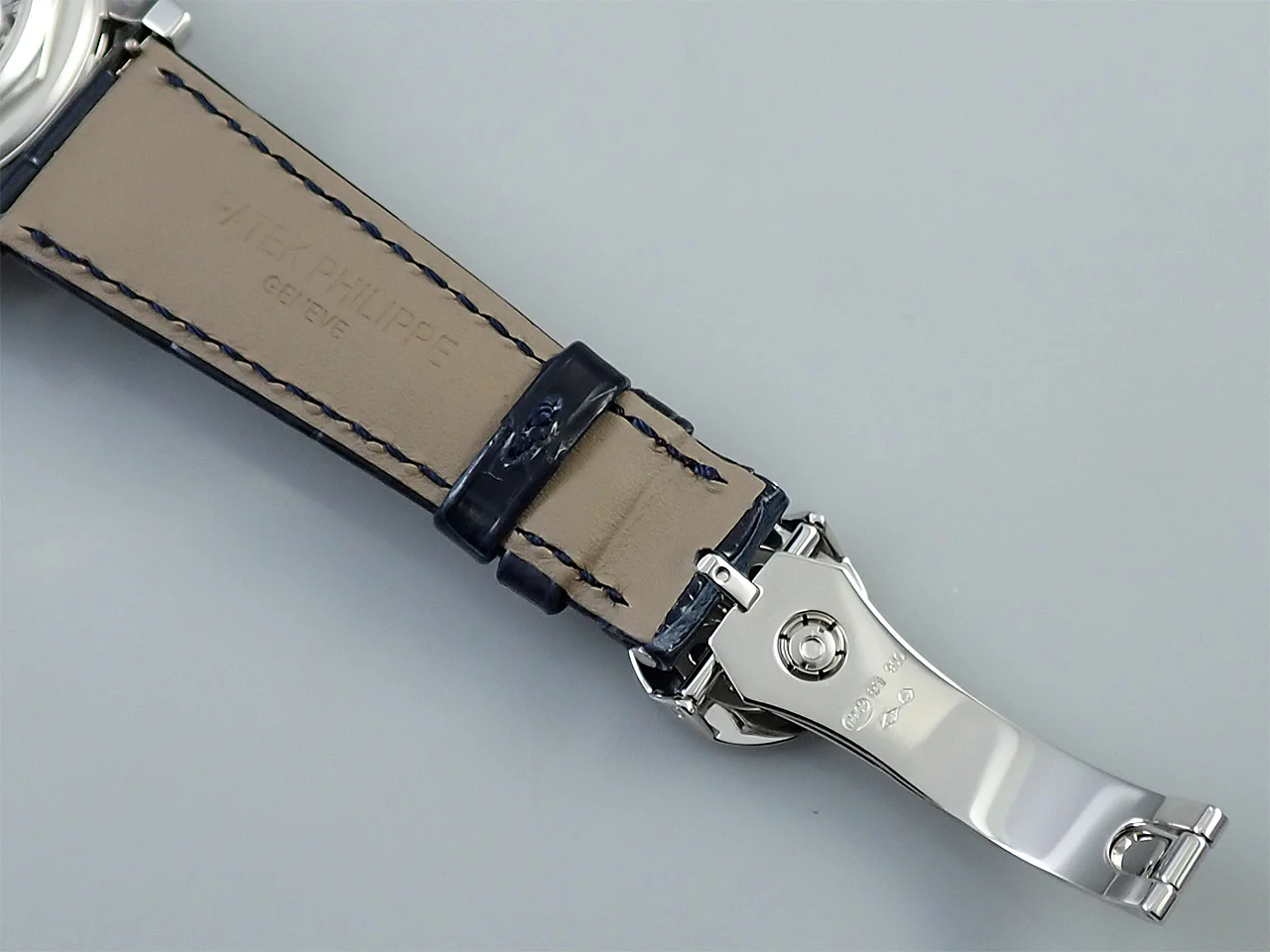 パテックフィリップ パーペチュアルカレンダー クロノグラフ Ref.5970P-001 プラチナ ブラック文字盤 - Image 9