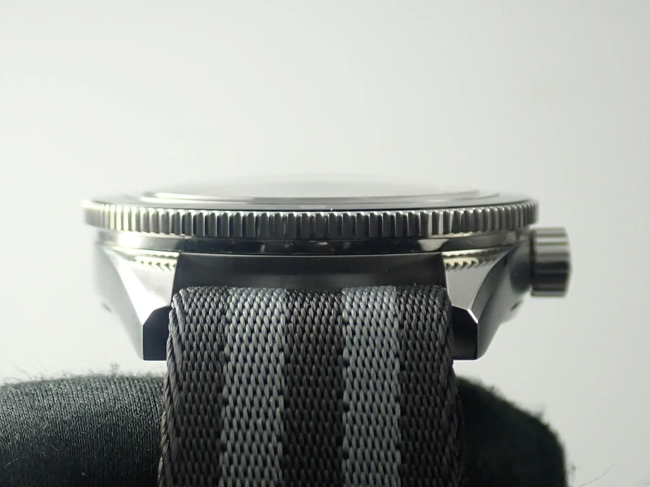 オメガ シーマスター 300 スペクター Ref.233.32.41.21.01.001 ブラック文字盤 極美品 Y9X4U143 - Image 6