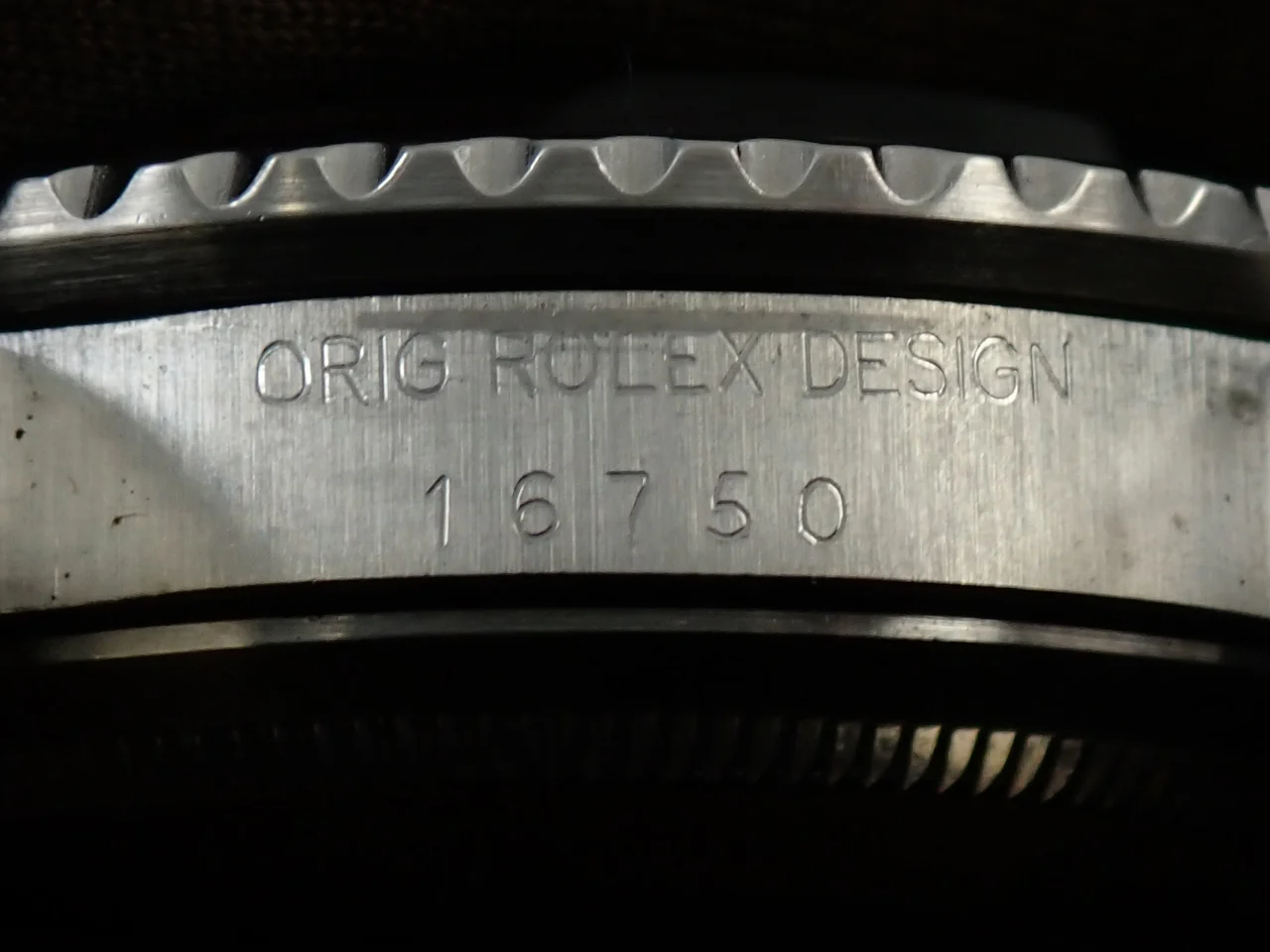 ロレックス GMTマスター Ref.16750 ステンレススチール ブラック文字盤 中古 YA08A2JJ - Image 12