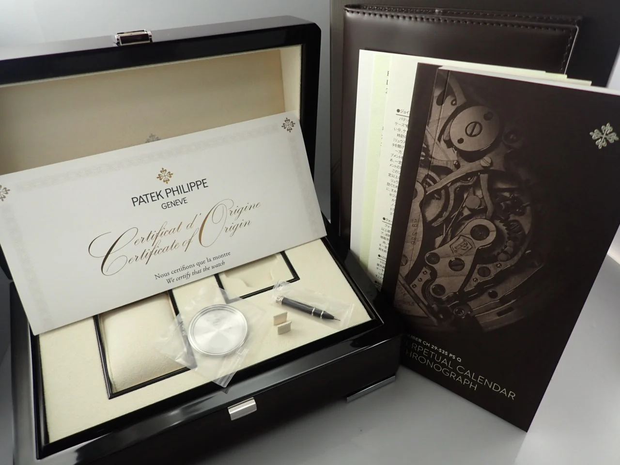 パテックフィリップ パーペチュアルカレンダー クロノグラフ Ref.5270P-001 プラチナ ゴールデンオパーリン文字盤 - Image 10