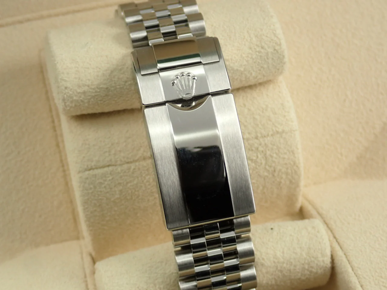 ロレックス GMTマスターII Ref.126710BLNR ステンレススチール ブラック文字盤 ジュビリーブレスレット 中古 ZCC13UHJ - Image 6