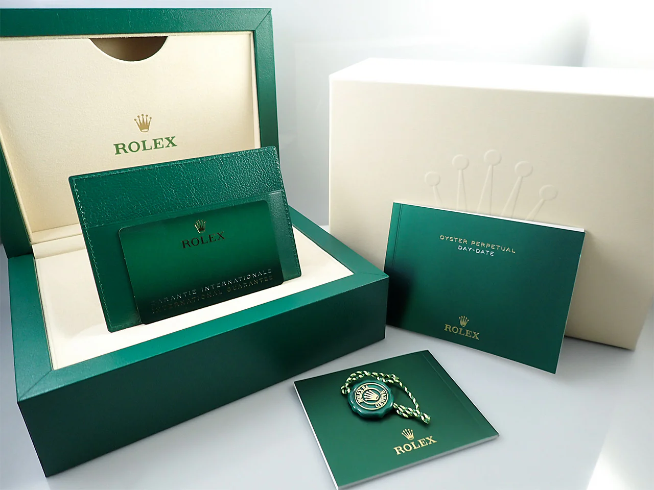 ロレックス デイデイト36 Ref.118239 ホワイトゴールド チェリー文字盤 - Image 10