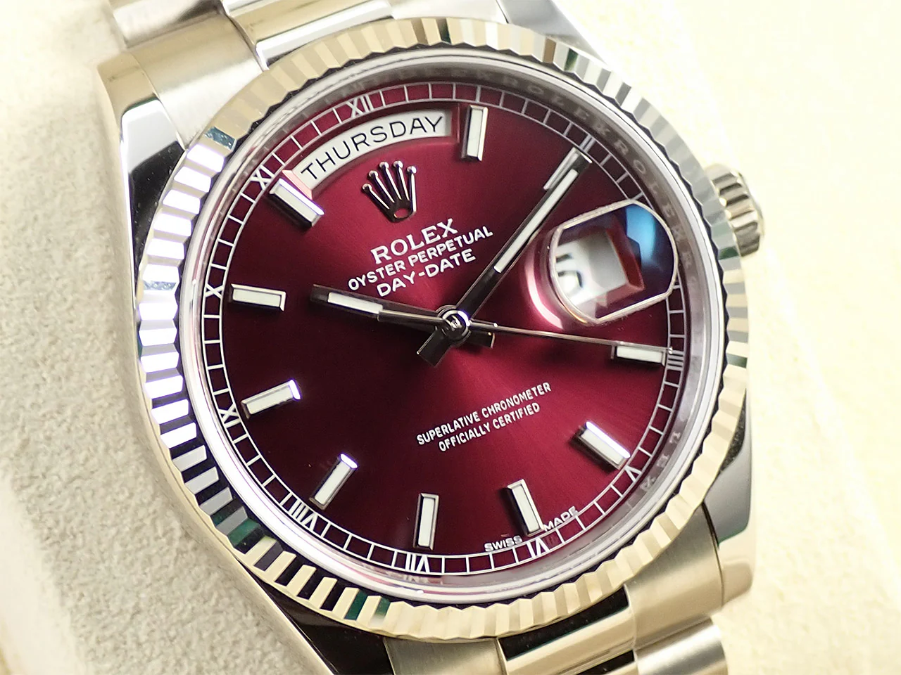 ロレックス デイデイト36 Ref.118239 ホワイトゴールド チェリー文字盤 - Image 3