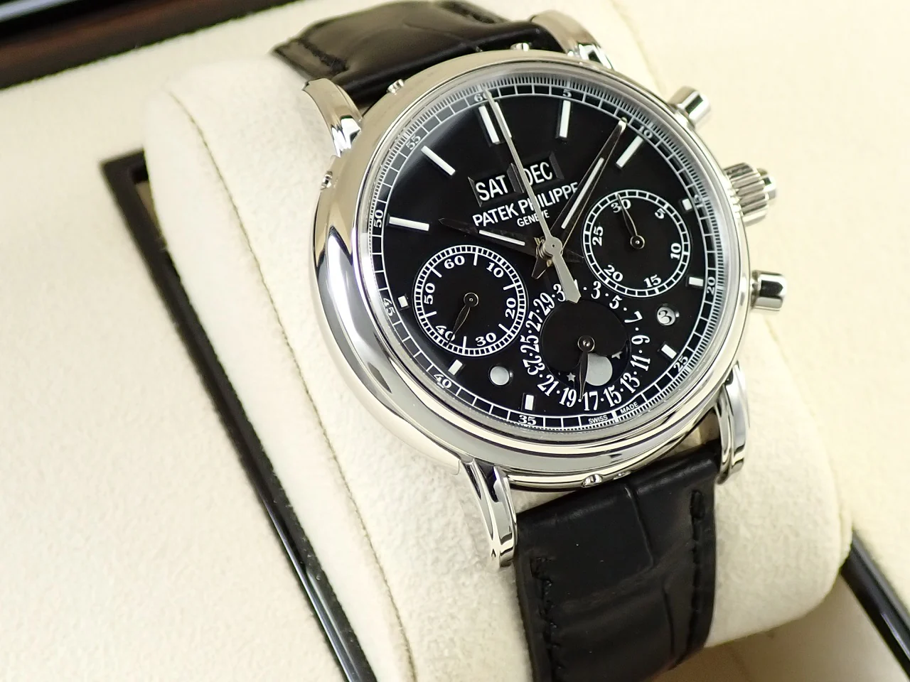 パテックフィリップ パーペチュアルカレンダー スプリットセコンド クロノグラフ Ref.5204P-011 プラチナ ブラック文字盤 - Image 5