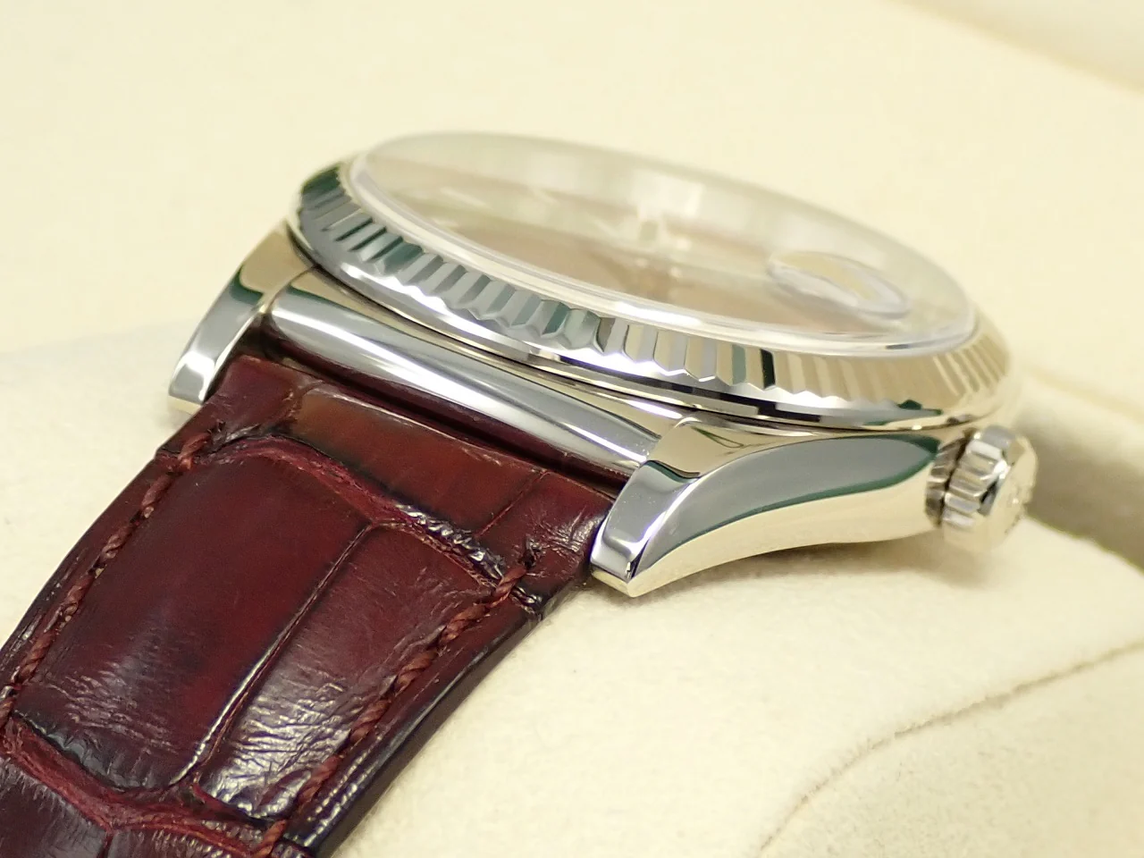 ロレックス デイデイト Ref.118139 ホワイトゴールド チェリー文字盤 - Image 6