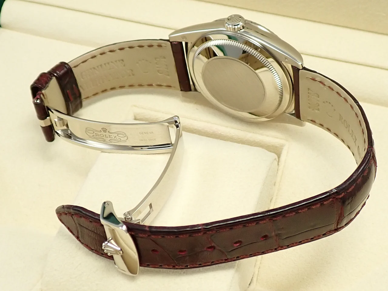 ロレックス デイデイト Ref.118139 ホワイトゴールド チェリー文字盤 - Image 8